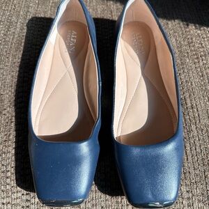 Blue Alfani step flex loafers flats size 7.5